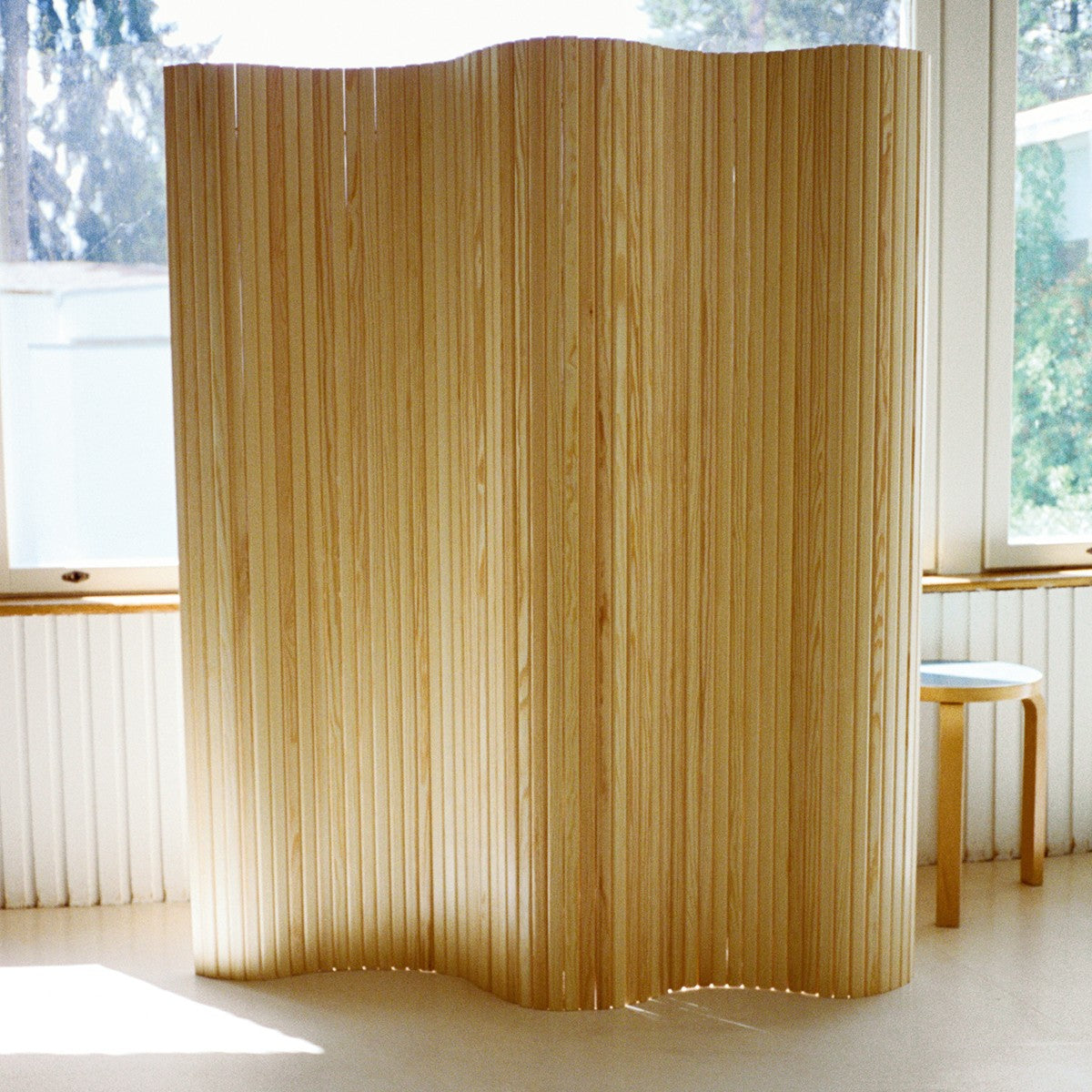 Artek Aalto Screen 100