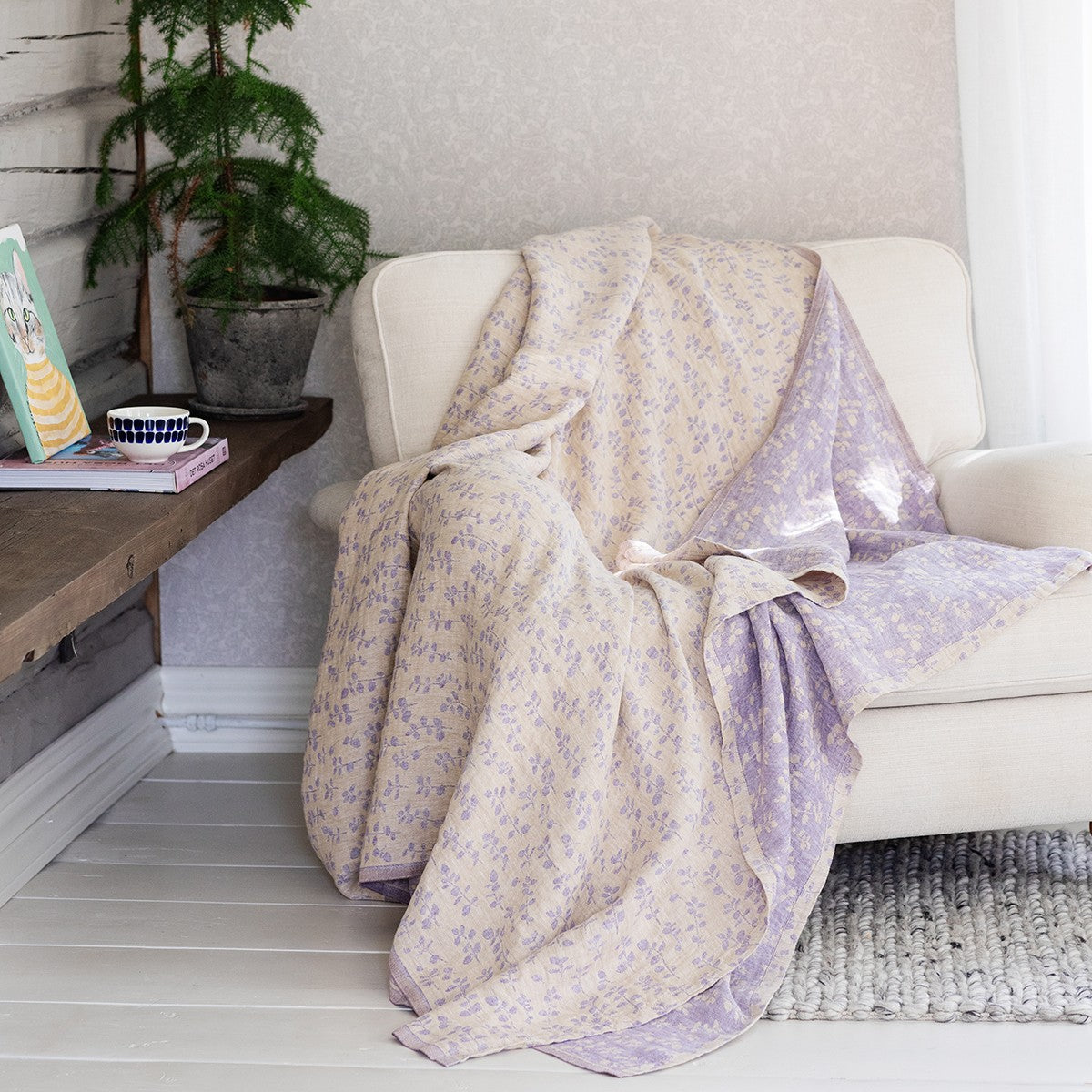 Lapuan Kankurit Meirami Beige / Lavender Tablecloth / Blanket