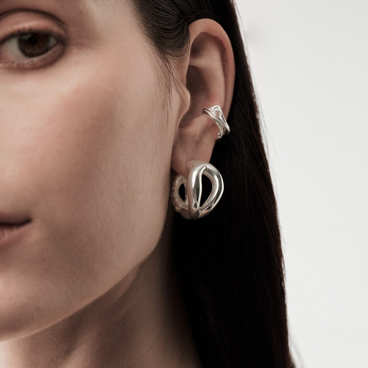 Kalevala Mannyt Silver Hoop Earrings