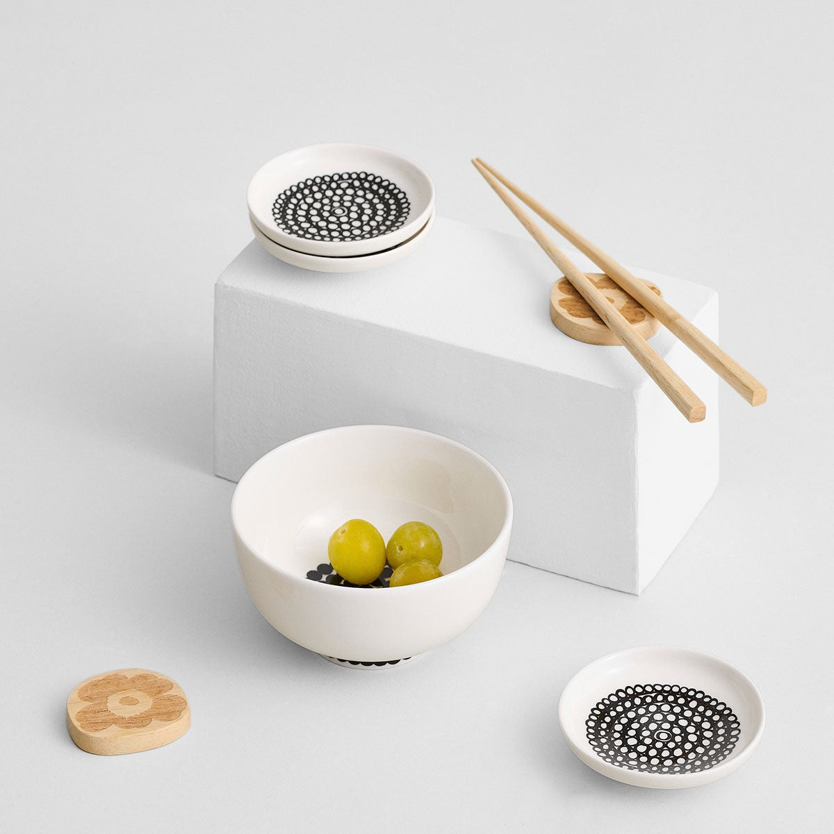 Marimekko Siirtolapuutarha White / Black Mini Sauce Plate