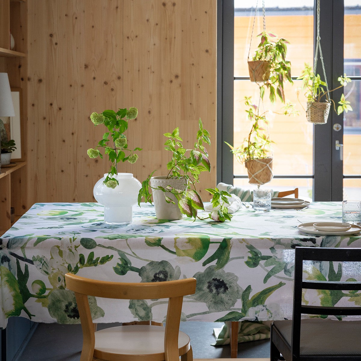 Pentik Freesia Green / White Tablecloth