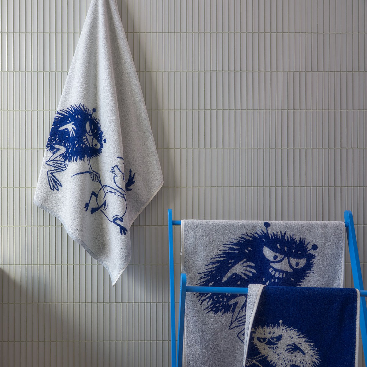 Arabia Moomin Stinky Off White / Blue Guest Towel