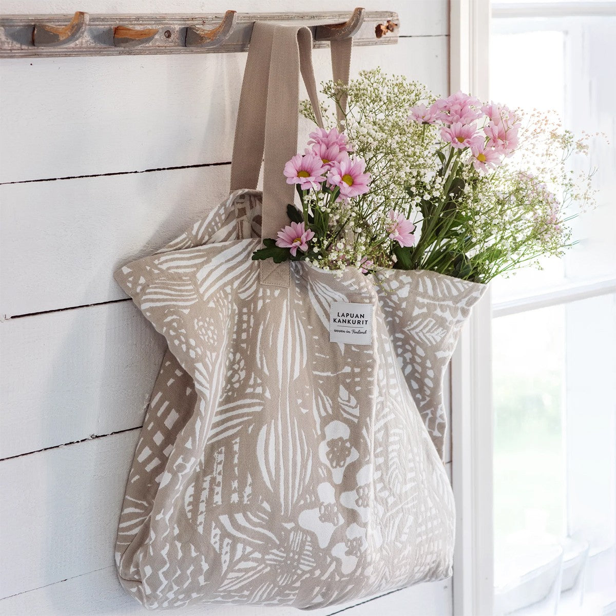 Lapuan Kankurit Veranta Beige / White Large Tote Bag