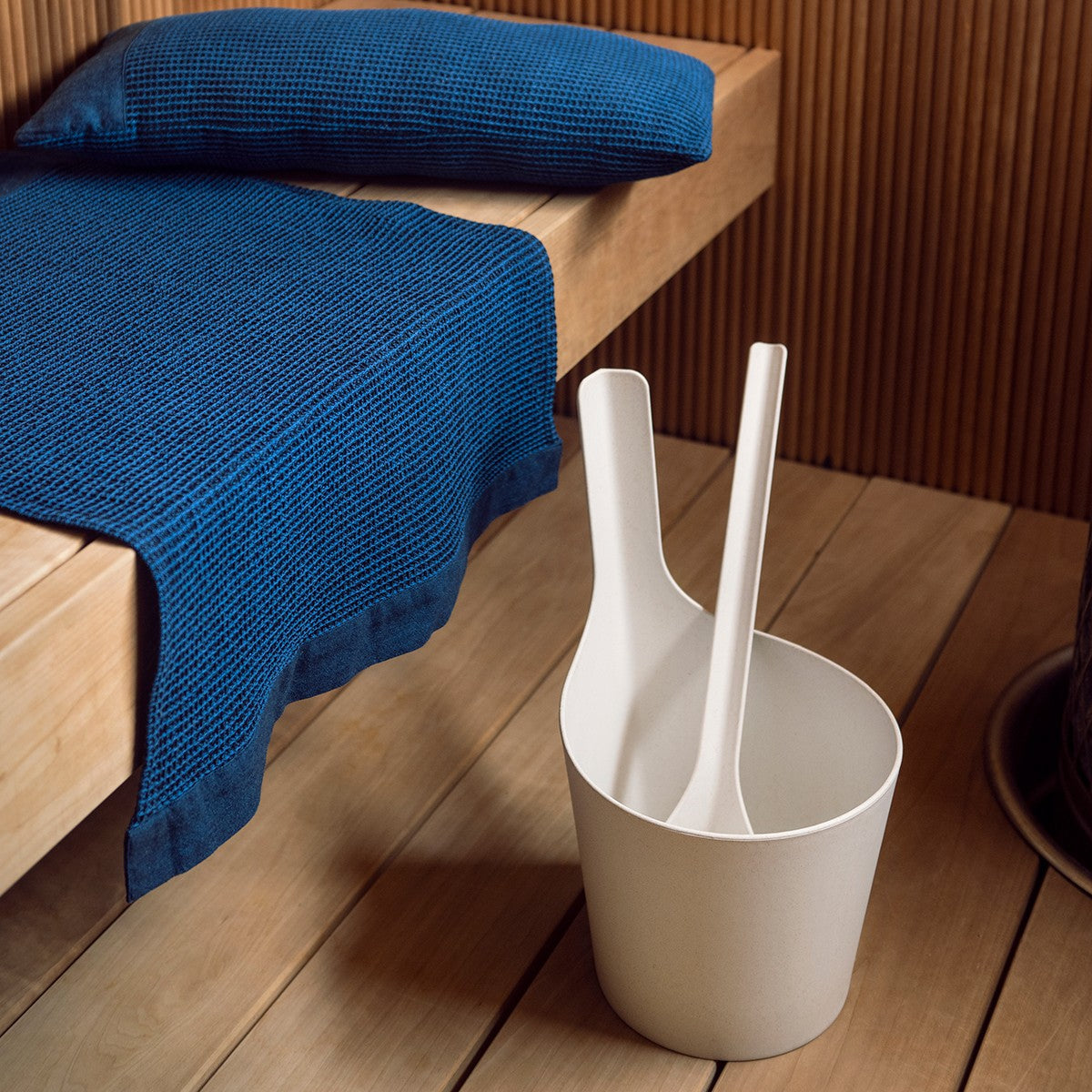 Rento Pisara Speckled Ivory Sauna Bucket & Ladle Gift Set