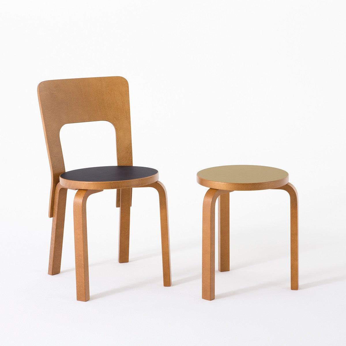 Artek Alvar Aalto Stool 60 - Three Legged Stool - Honey Stained