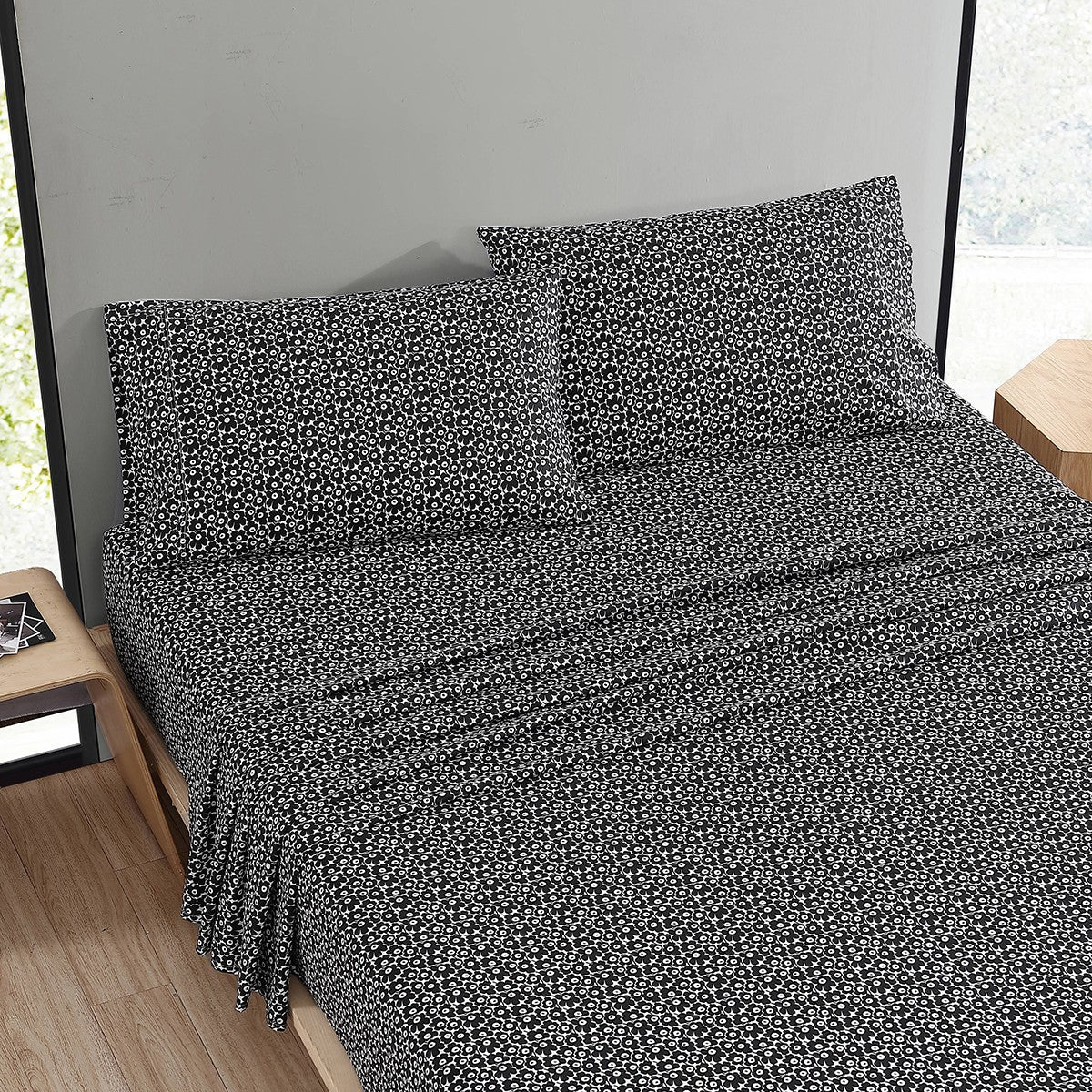 Marimekko Pikkuinen Unikko Black Queen Sheet Set