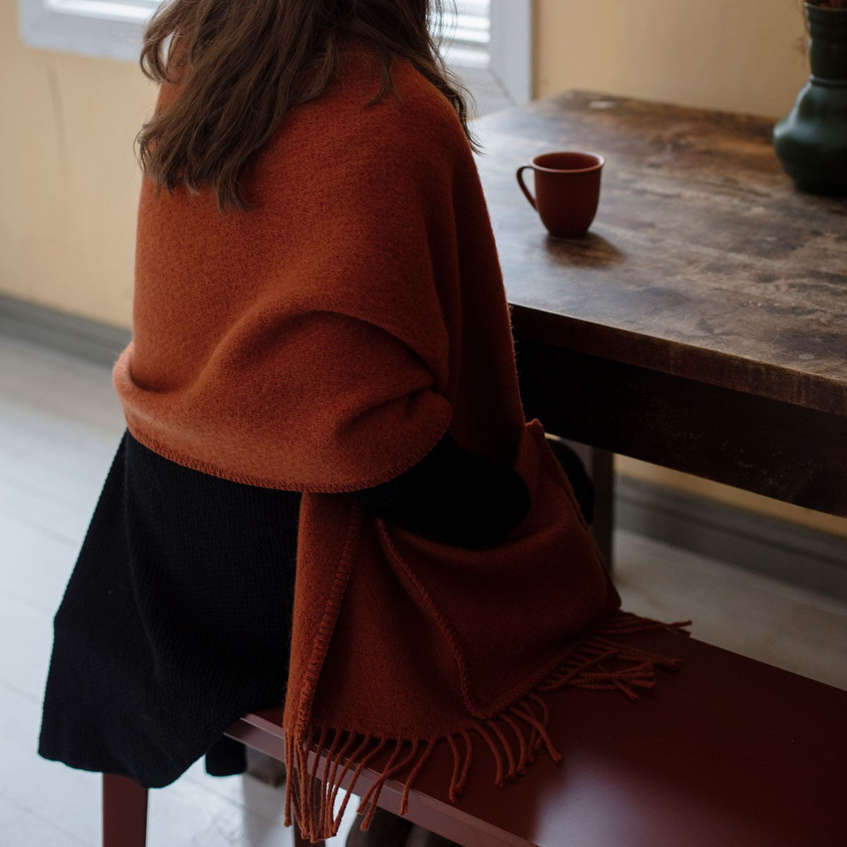 Lapuan Kankurit Uni Cinnamon Wool Pocket Shawl