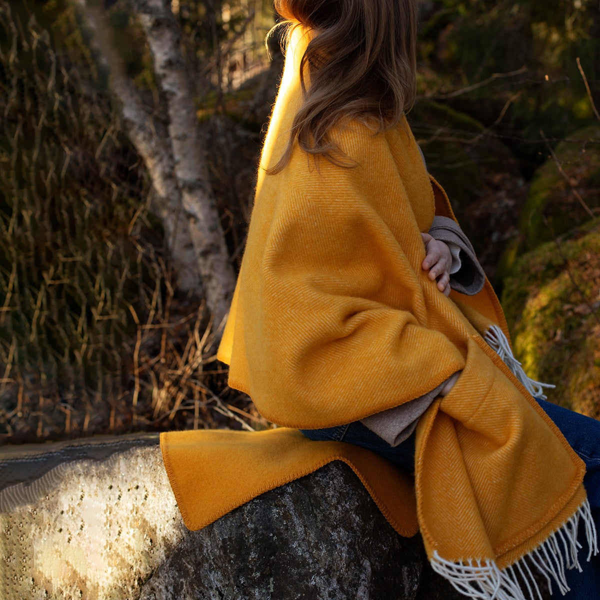 Lapuan Kankurit Arvo Coffee Dyed Orange / White Wool Pocket Shawl