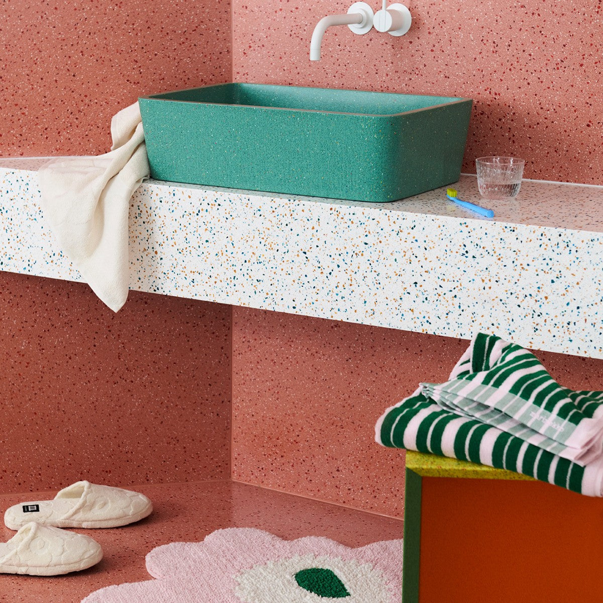 Marimekko Unikko Ivory Hand Towel