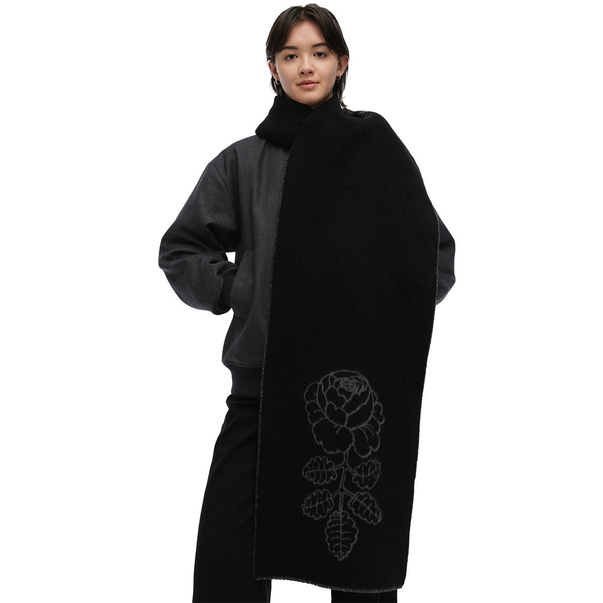 Marimekko Savellys Vihkiruusu Black / Grey Wool Scarf