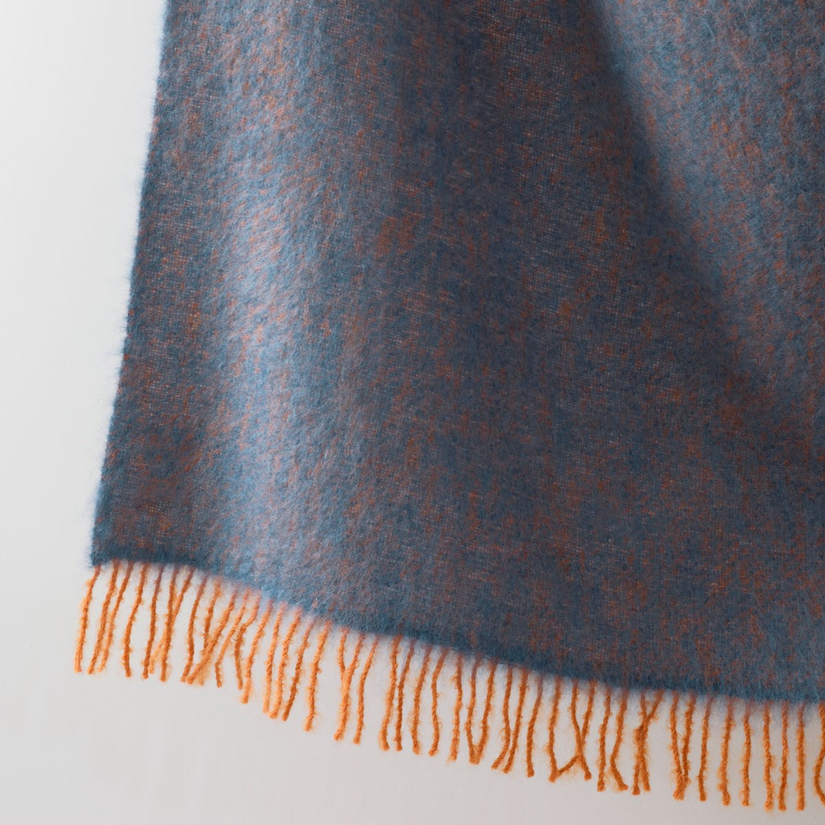 Lapuan Kankurit Revontuli Blue / Orange Blanket