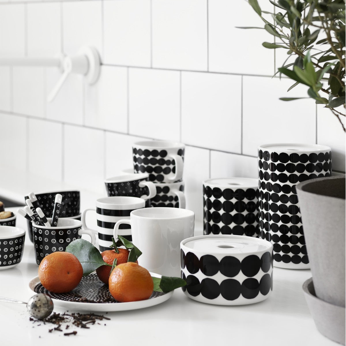 Marimekko Siirtolapuutarha Salad Plate