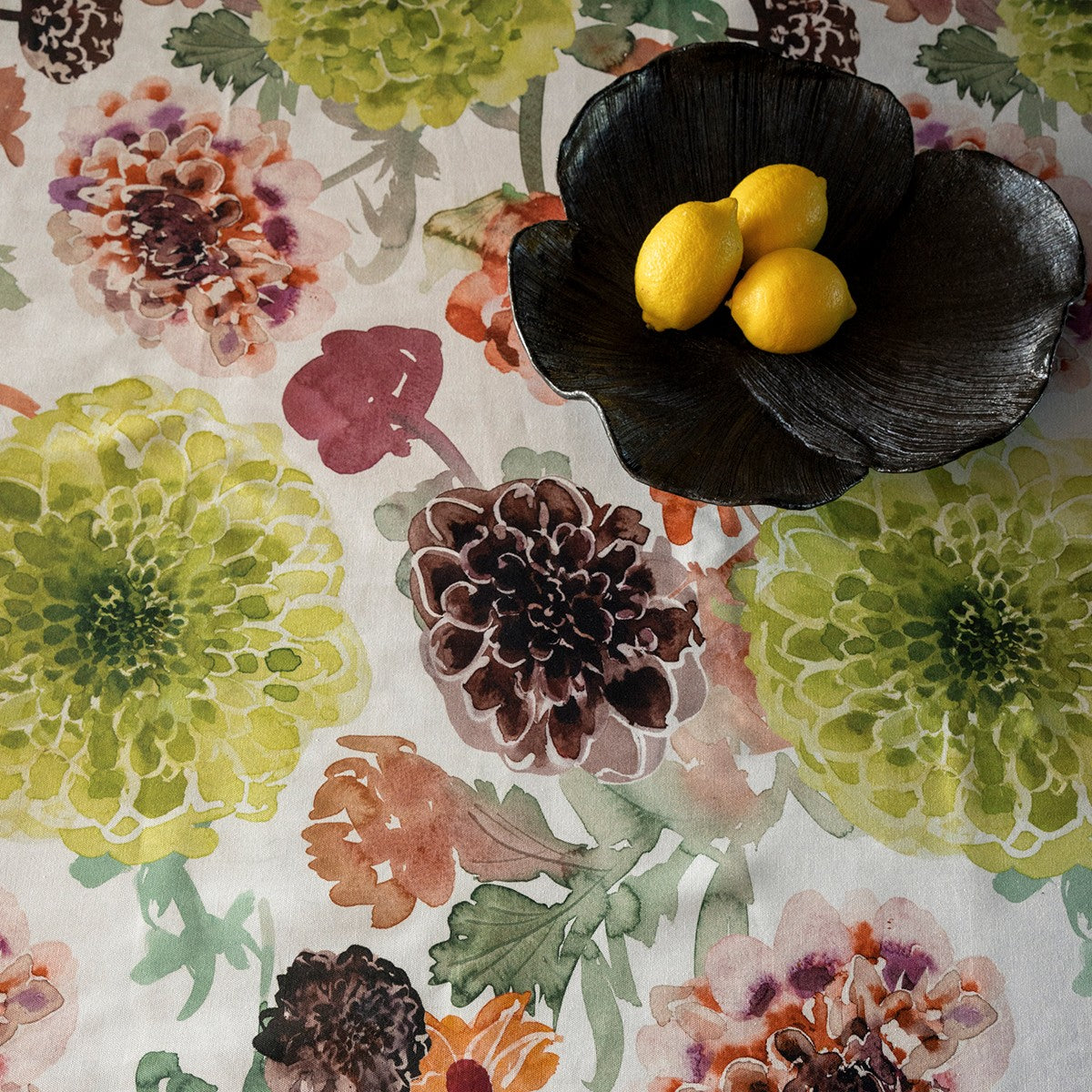 Pentik Daalia White / Green / Multi Coated Table Runner