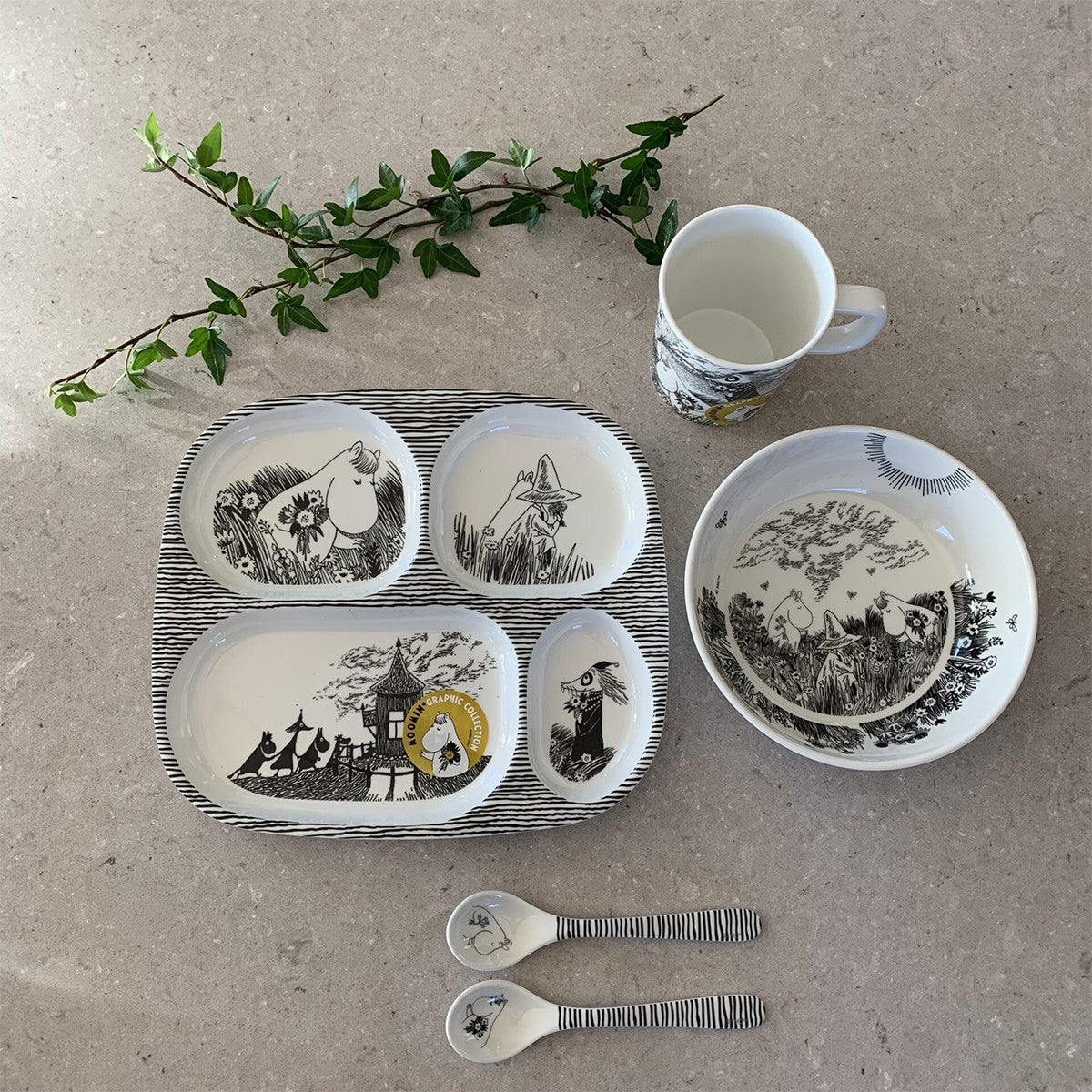 Moomin Graphic Black / White Children's Mug