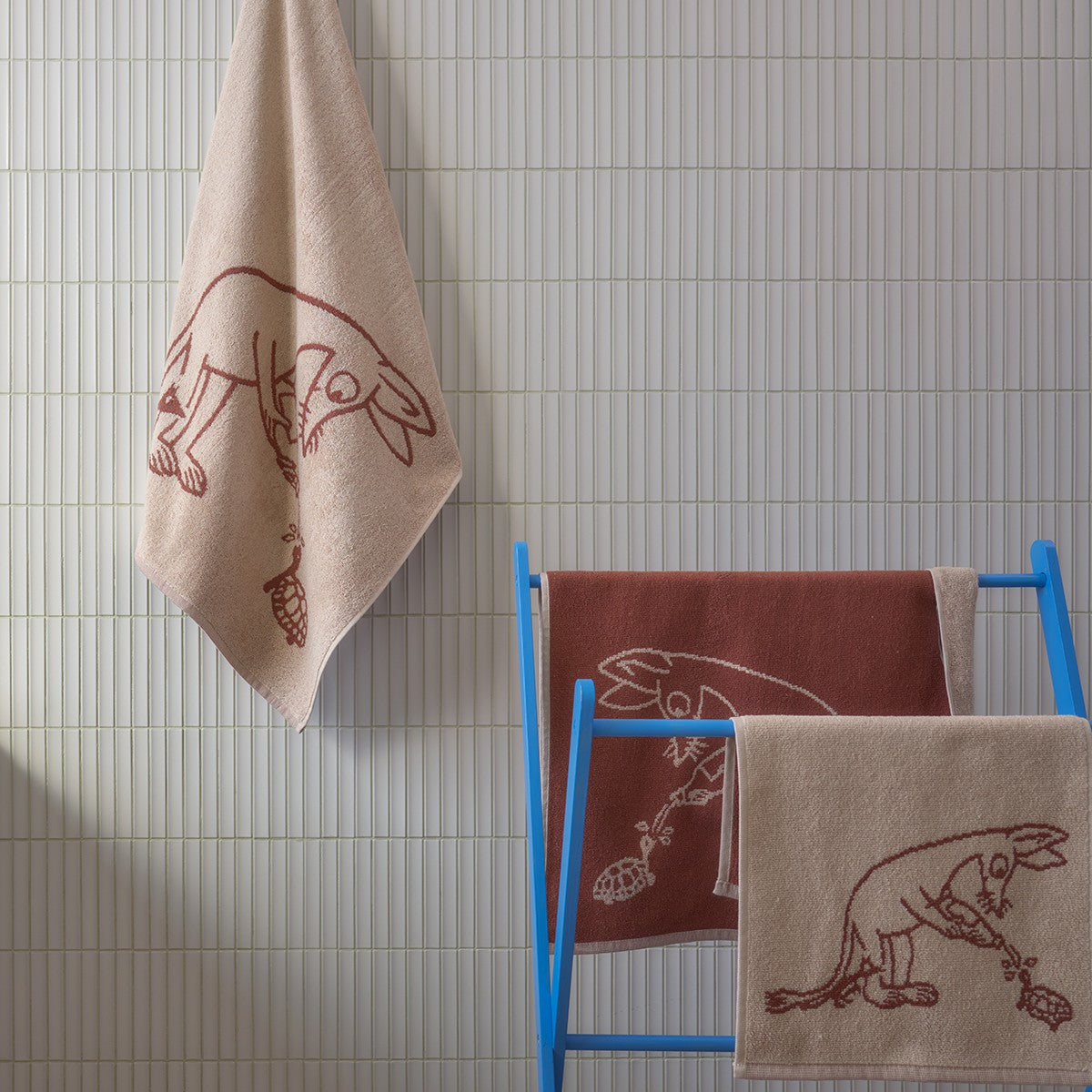 Arabia Moomin Sniff Brown Hand Towel