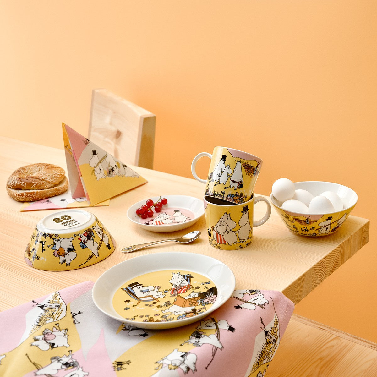 Arabia Moomin Family Time Bowl - 80th Anniversary