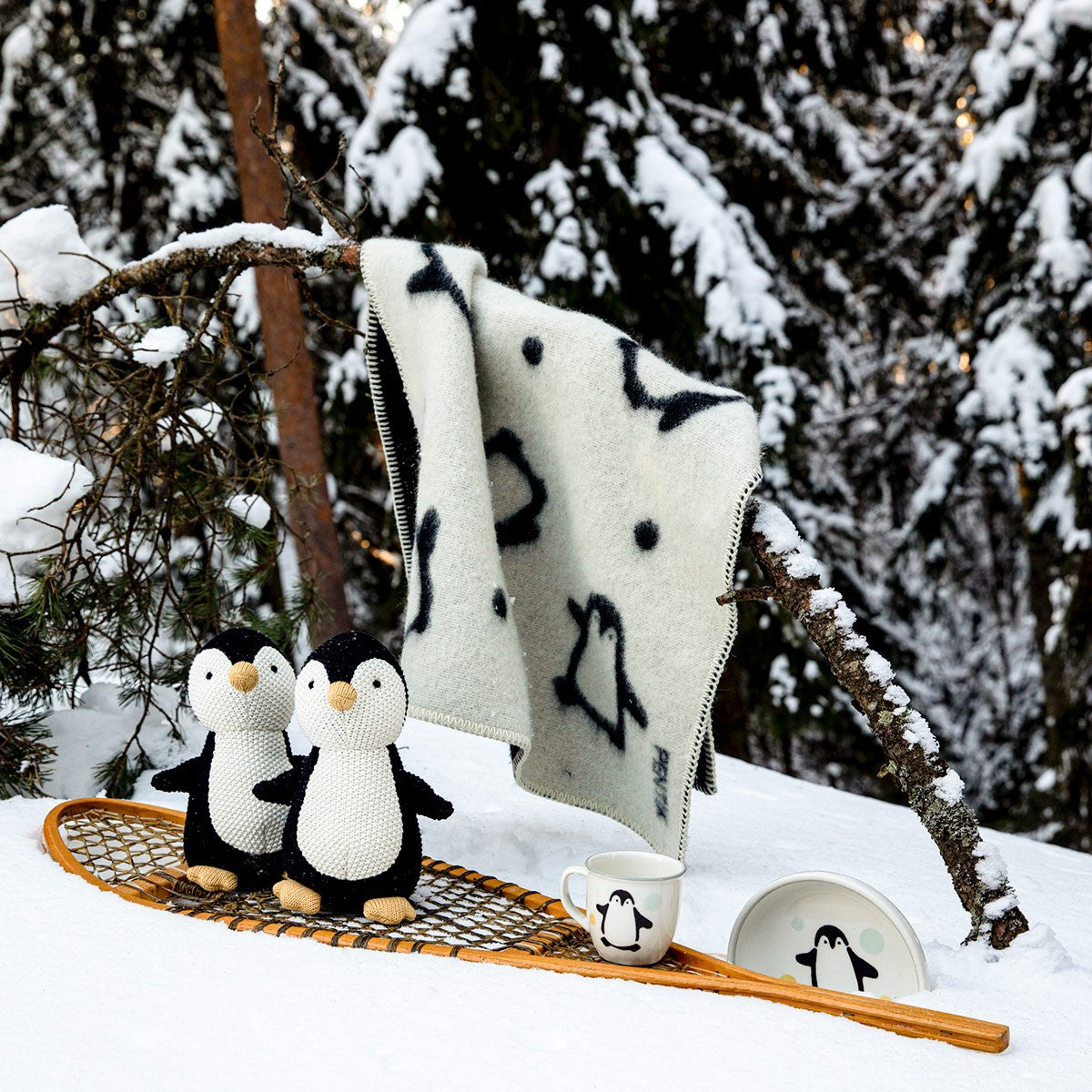 Pentik Pingviini White / Black Baby Blanket