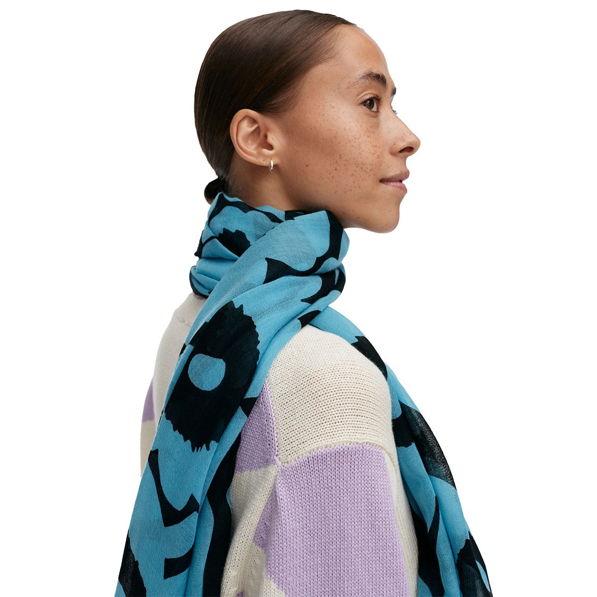 Marimekko Fiore Unikko Black / Blue Scarf