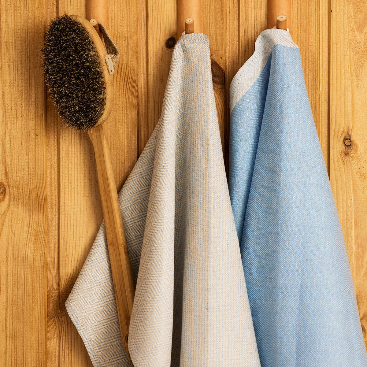 Rento Natural Bamboo Bath Brush